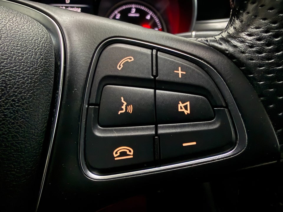 Mercedes C220 d 2,2 Avantgarde stc. aut. 5d