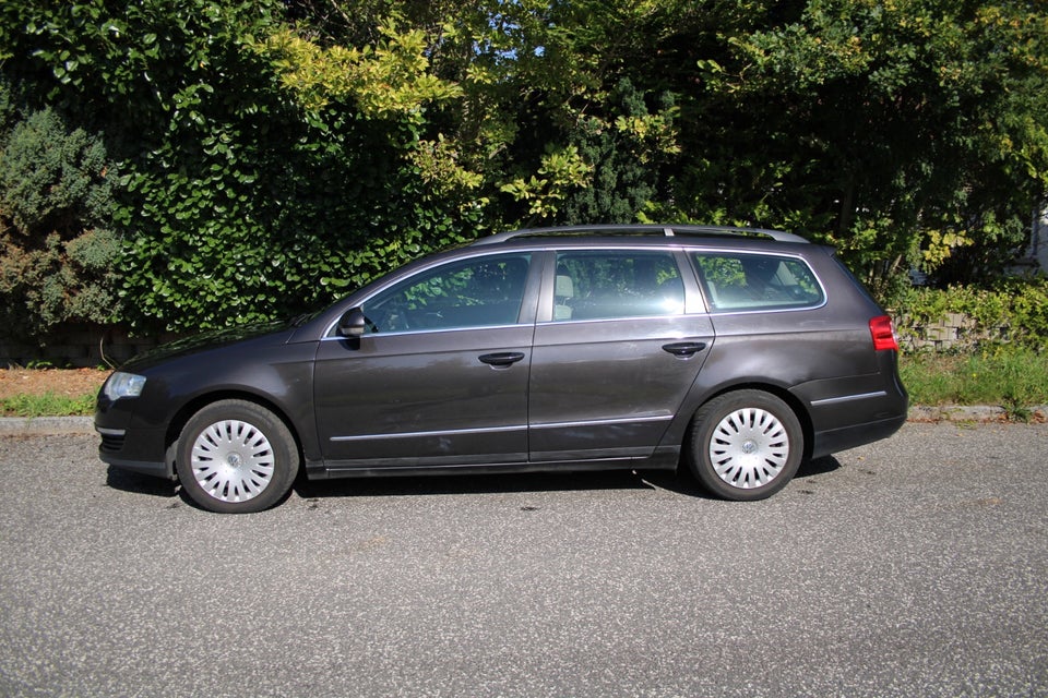VW Passat 2,0 TDi 140 Comfortline Variant DSG 5d