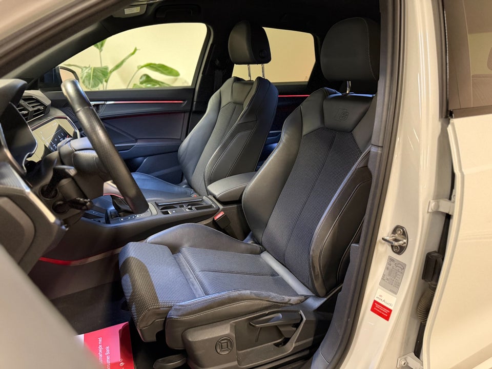 Audi Q3 45 TFSi e S-line plus S-tr. 5d