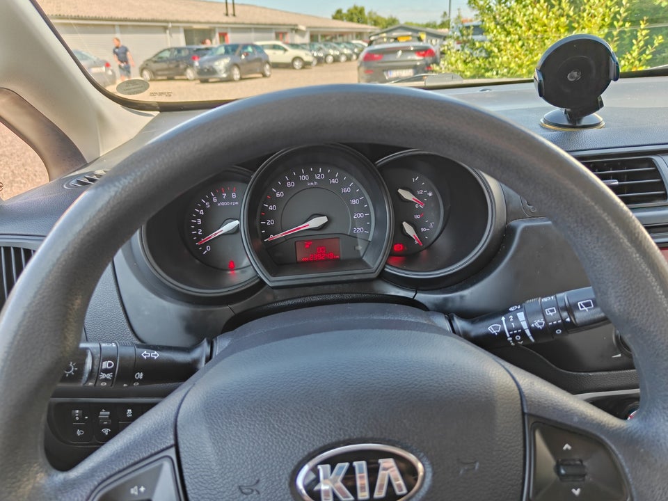 Kia Rio 1,2 CVVT Style 5d