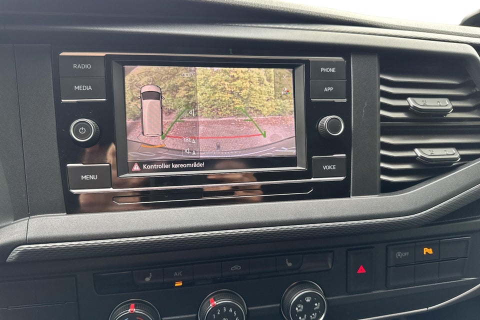 VW Transporter 2,0 TDi 150 Kassevogn DSG lang