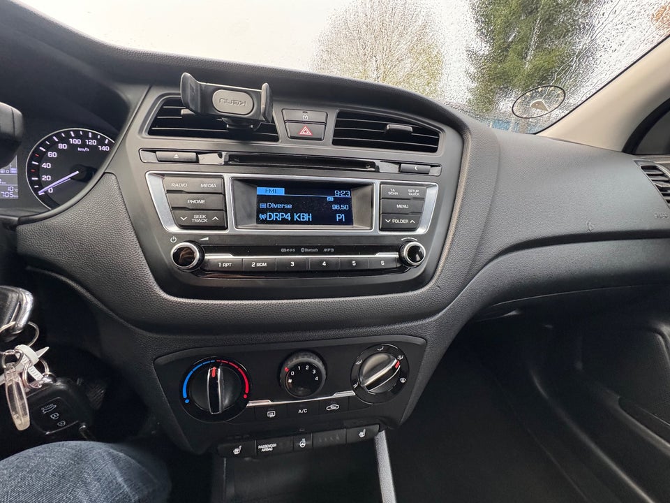 Hyundai i20 1,25 Trend 5d