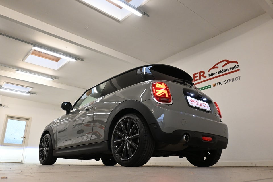 MINI Cooper 1,5 Essential aut. 3d