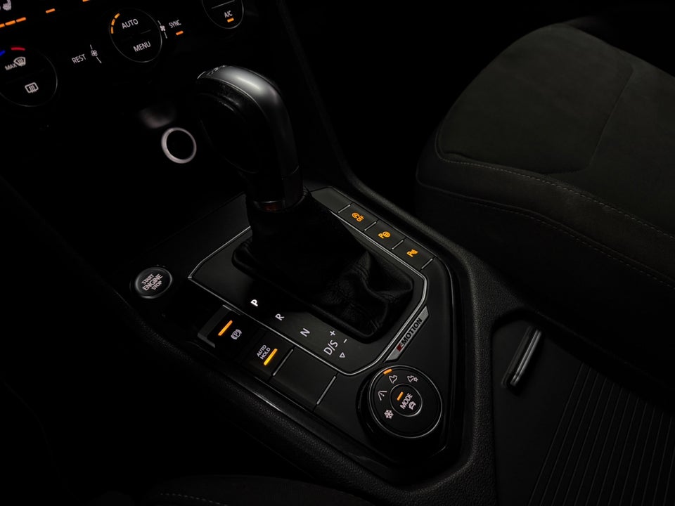 VW Tiguan 2,0 TDi 150 R-line DSG 4Motion 5d