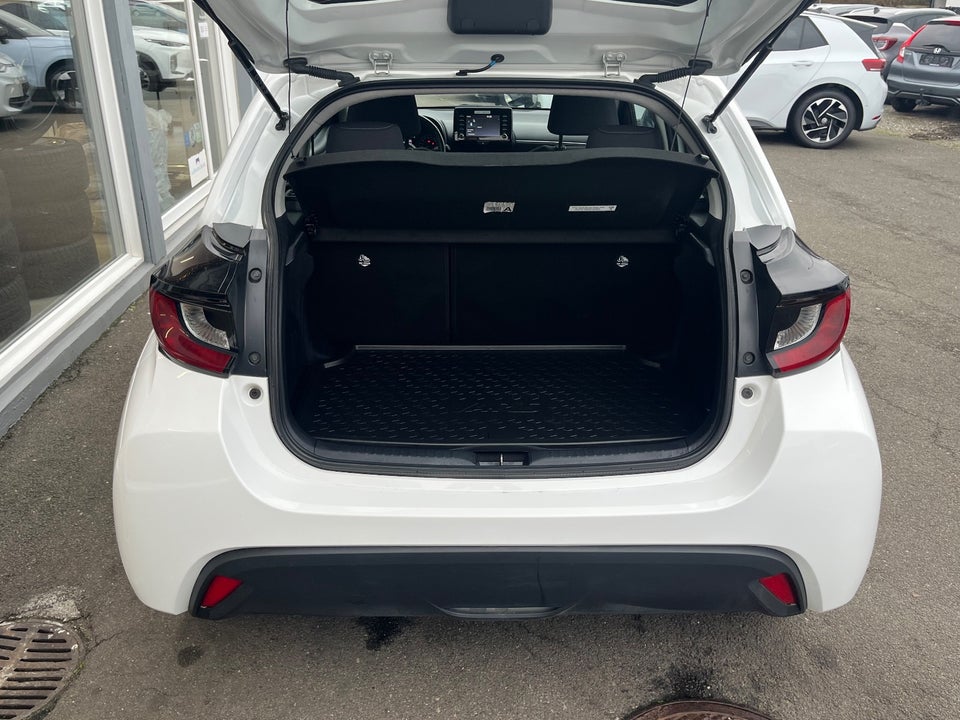 Toyota Yaris 1,5 Hybrid H3 Smart e-CVT 5d