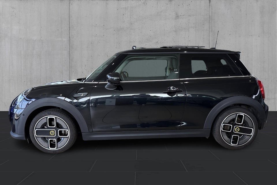 MINI Cooper SE Edition Premium Plus 3d
