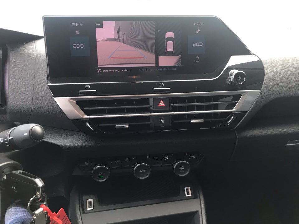 Citroën C4 1,2 PureTech 130 Shine EAT8 5d