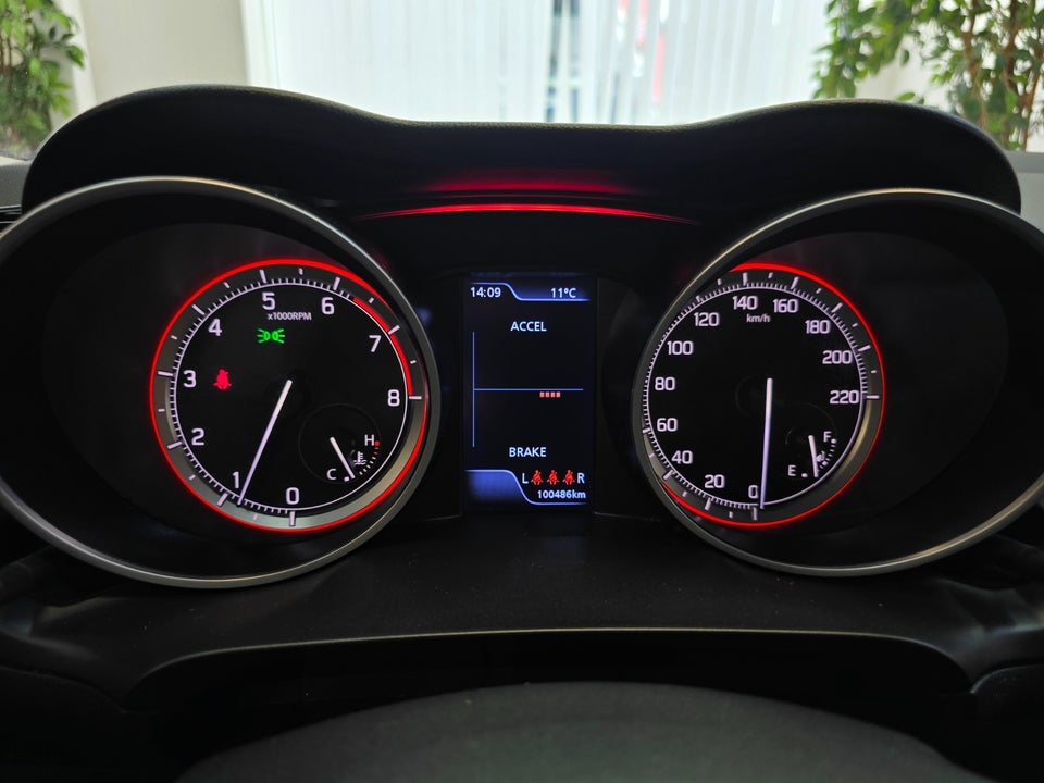 Suzuki Swift 1,2 mHybrid Action Star 5d