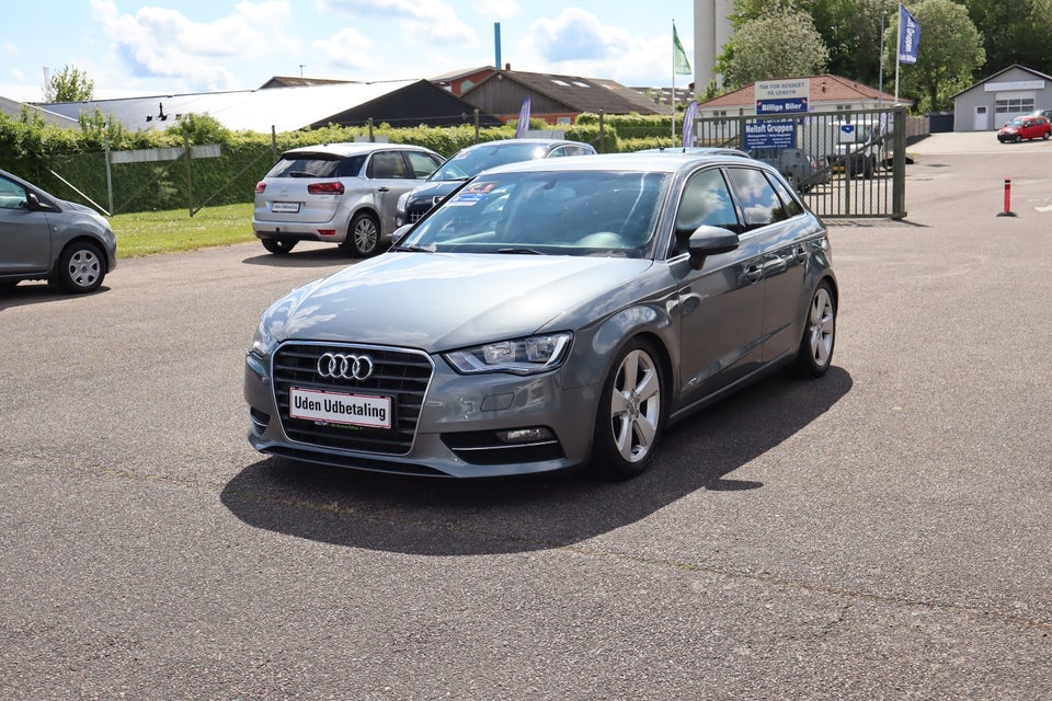 Audi A3 1,4 TFSi 125 Attraction Sportback 5d