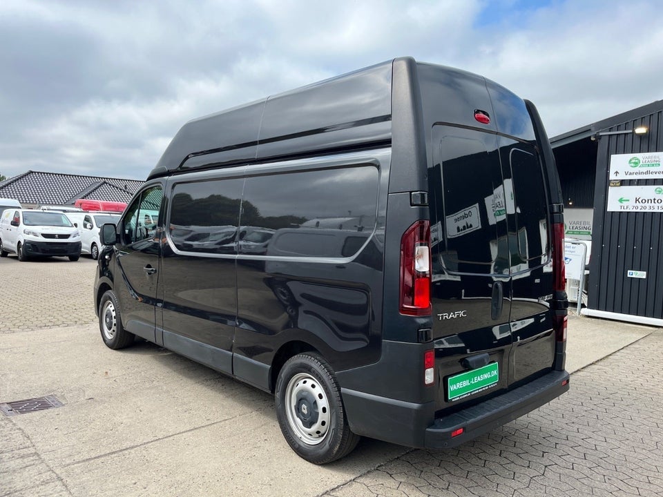 Renault Trafic T29 2,0 dCi 145 L2H2