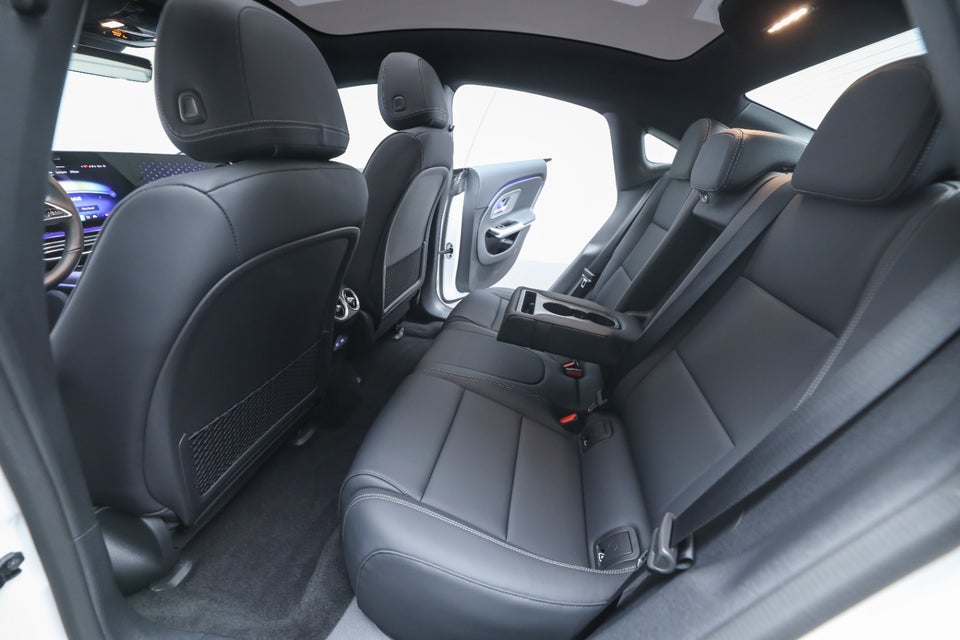 Mercedes CLA250+ EQ Progressive 4d