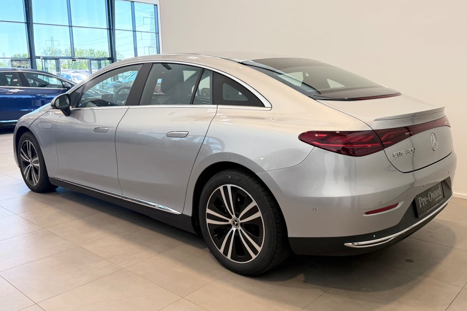 Mercedes EQE300 Avantgarde 4d