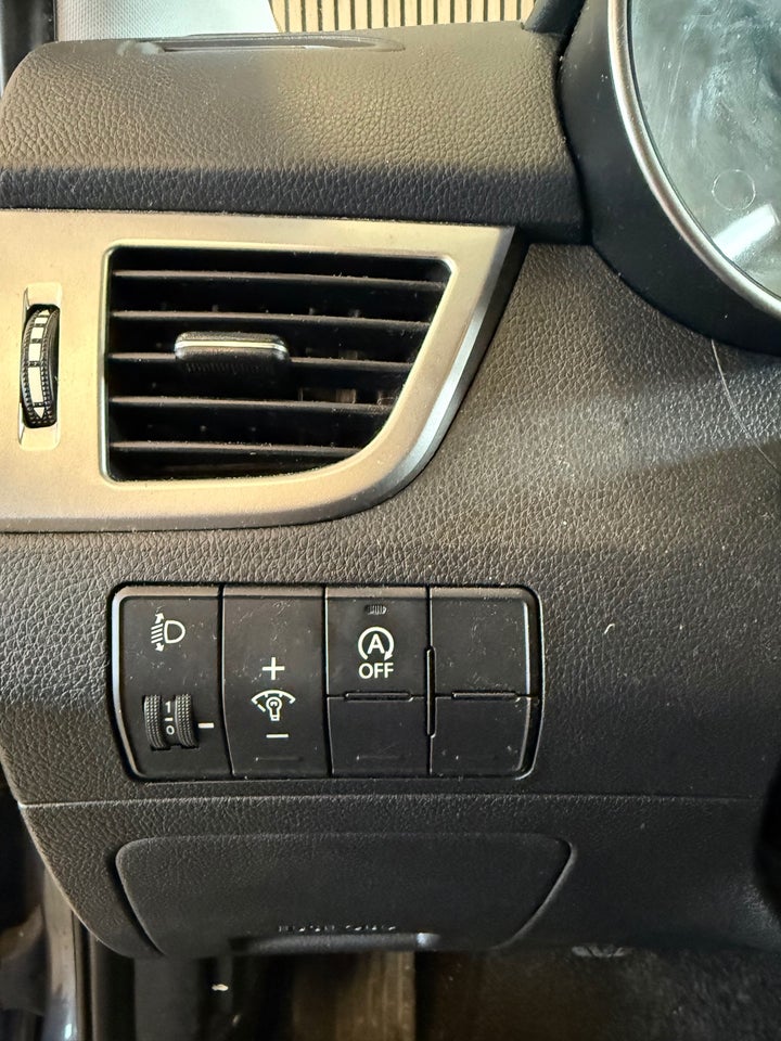 Hyundai i30 1,6 CRDi 110 Comfort Eco 5d