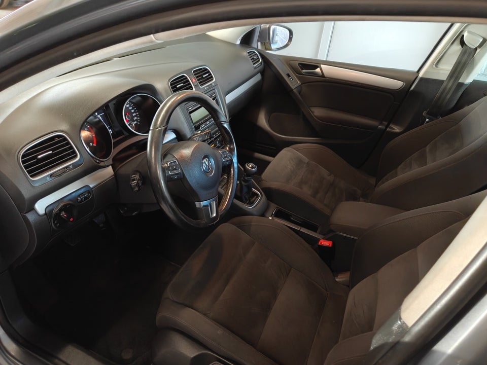 VW Golf VI 1,4 TSi 122 Highline 5d