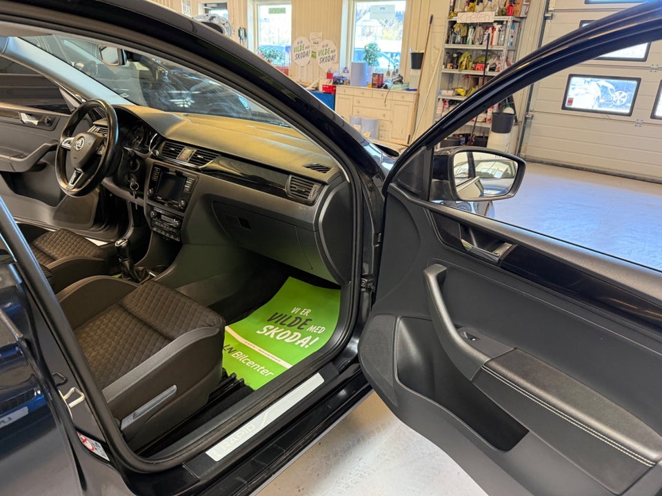 Skoda Rapid 1,0 TSi 95 Ambition Spaceback 5d