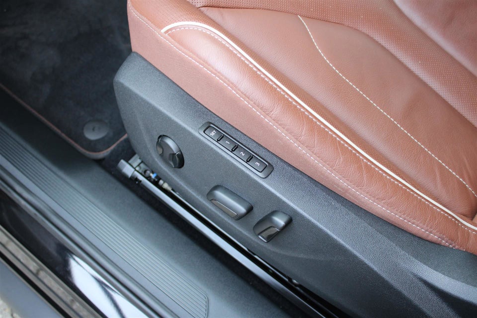 Skoda Enyaq 80 iV ecoSuite 5d