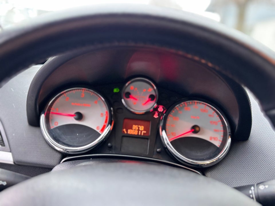 Peugeot 207 1,6 HDi 92 Sportium SW 5d