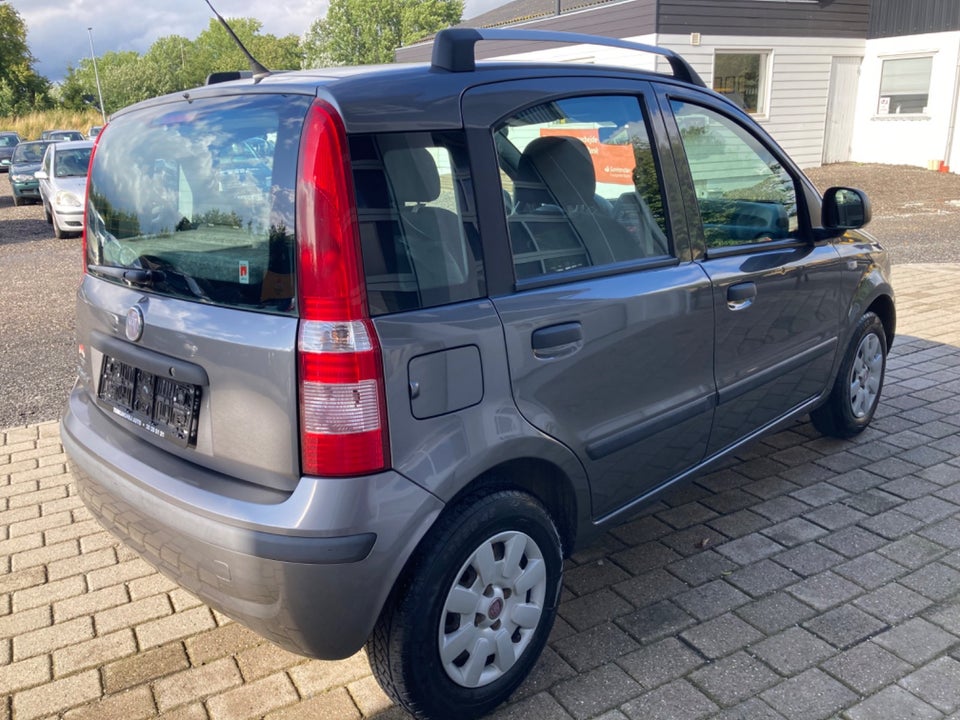 Fiat Panda 1,2 69 Dynamic 5d