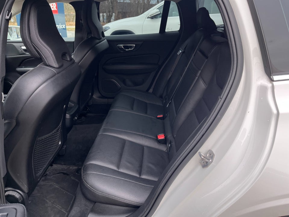 Volvo V60 2,0 D4 190 Inscription aut. 5d