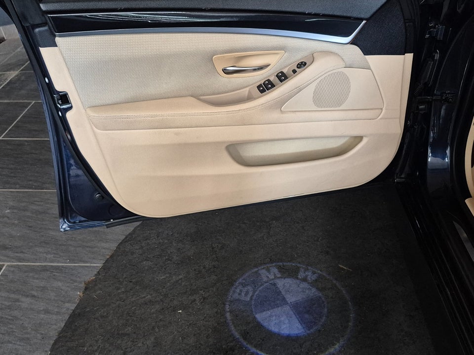 BMW 523i 3,0 aut. 4d