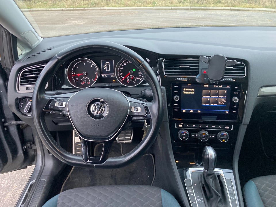 VW Golf VII 1,6 TDi 115 IQ.Drive DSG 5d