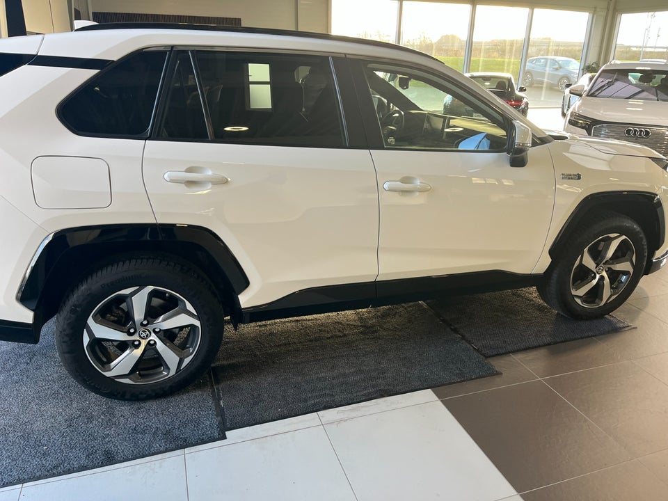 Toyota RAV4 2,5 Plug-in Hybrid H3 AWD-i 5d