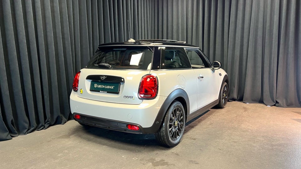 MINI Cooper SE Camden Edition 3d