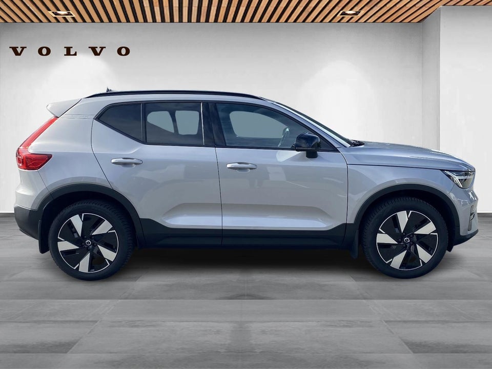 Volvo XC40 ReCharge Extended Range Core 5d