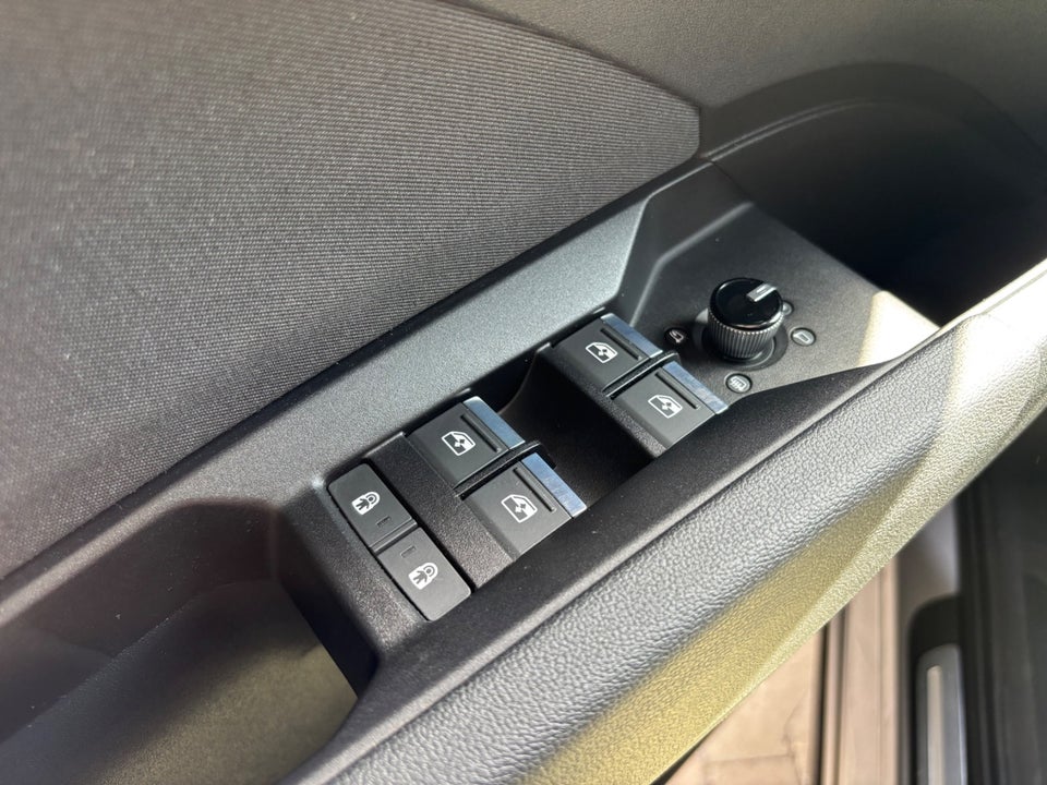 Audi Q4 e-tron 40 Advanced Sportback 5d