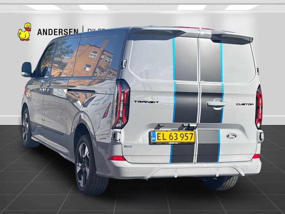 Ford Transit Custom 320L 2,5 PHEV Sport CVT
