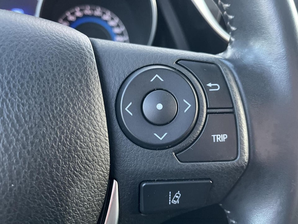 Toyota Auris 1,8 Hybrid H2 Comfort Touring Sports CVT 5d