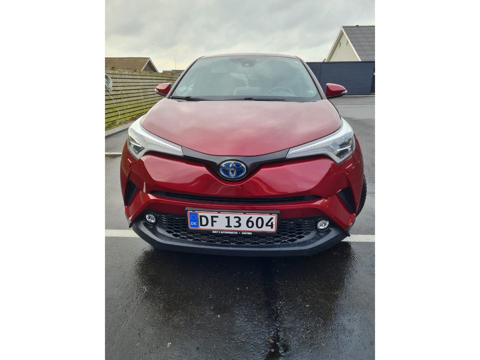 Toyota C-HR 1,8 Hybrid C-ENTER CVT 5d
