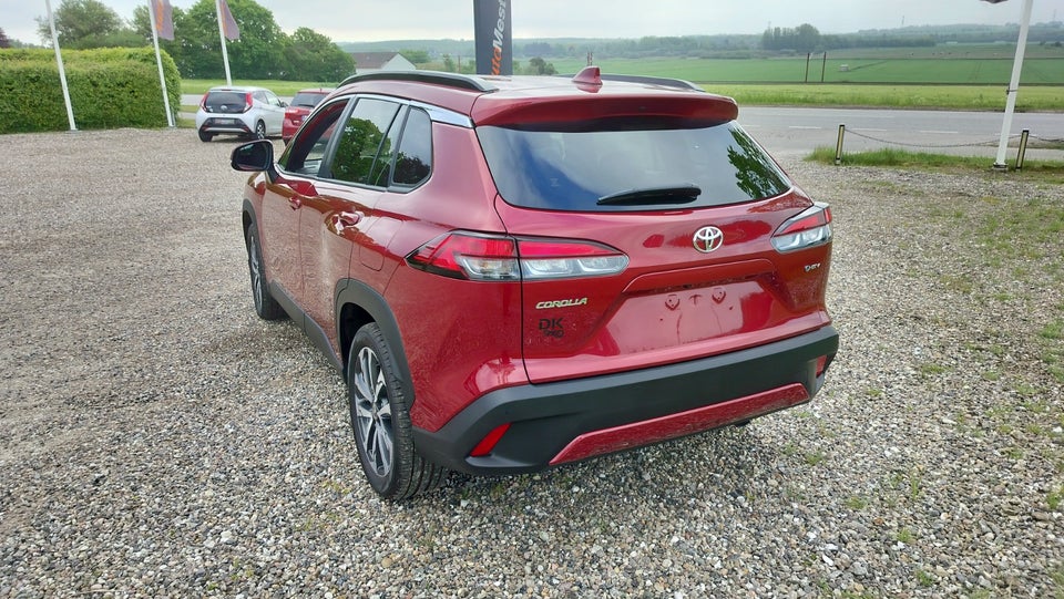 Toyota Corolla Cross 1,8 Hybrid Style Comfort CVT 5d