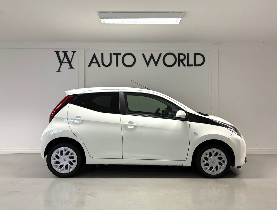 Toyota Aygo 1,0 VVT-i x-pression 5d