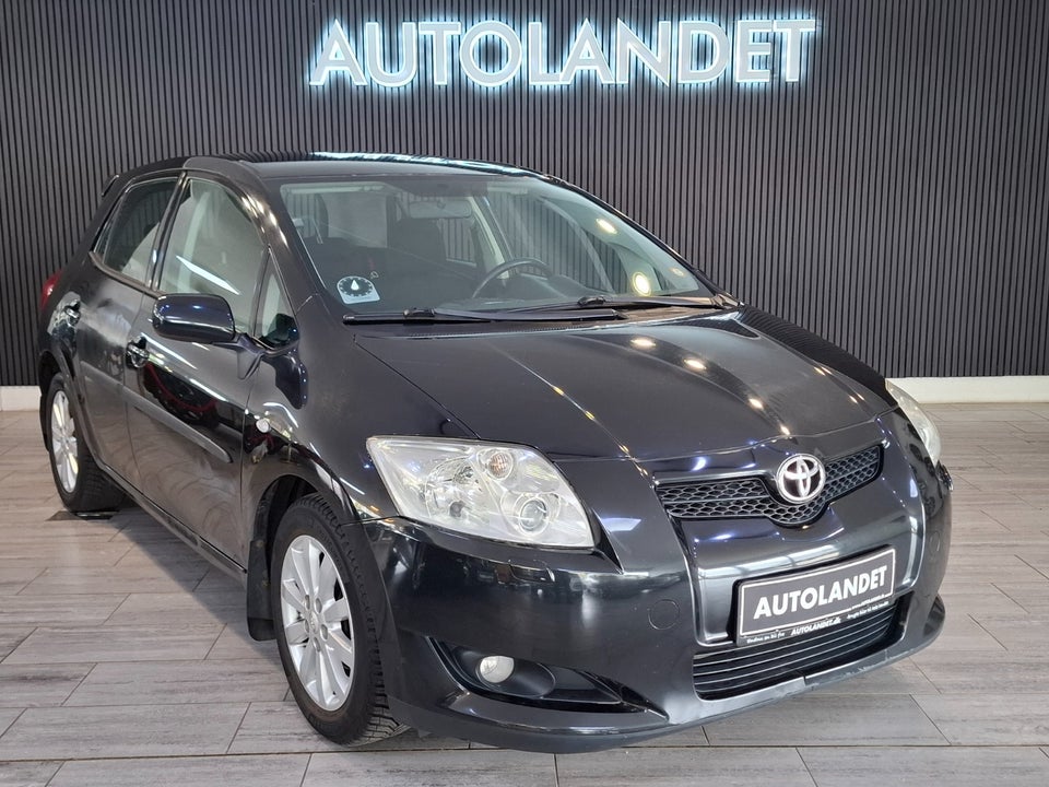 Toyota Auris 1,6 Luna 5d