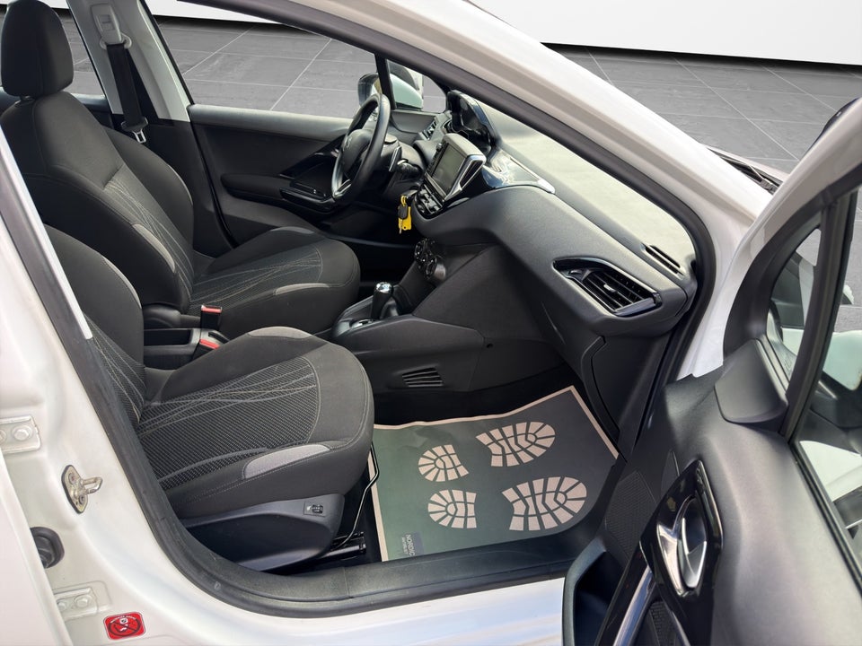 Peugeot 208 1,2 e-VTi 82 Active ESG 5d