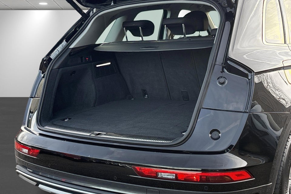 Audi Q5 50 TFSi e Prestige quattro S-tr. 5d