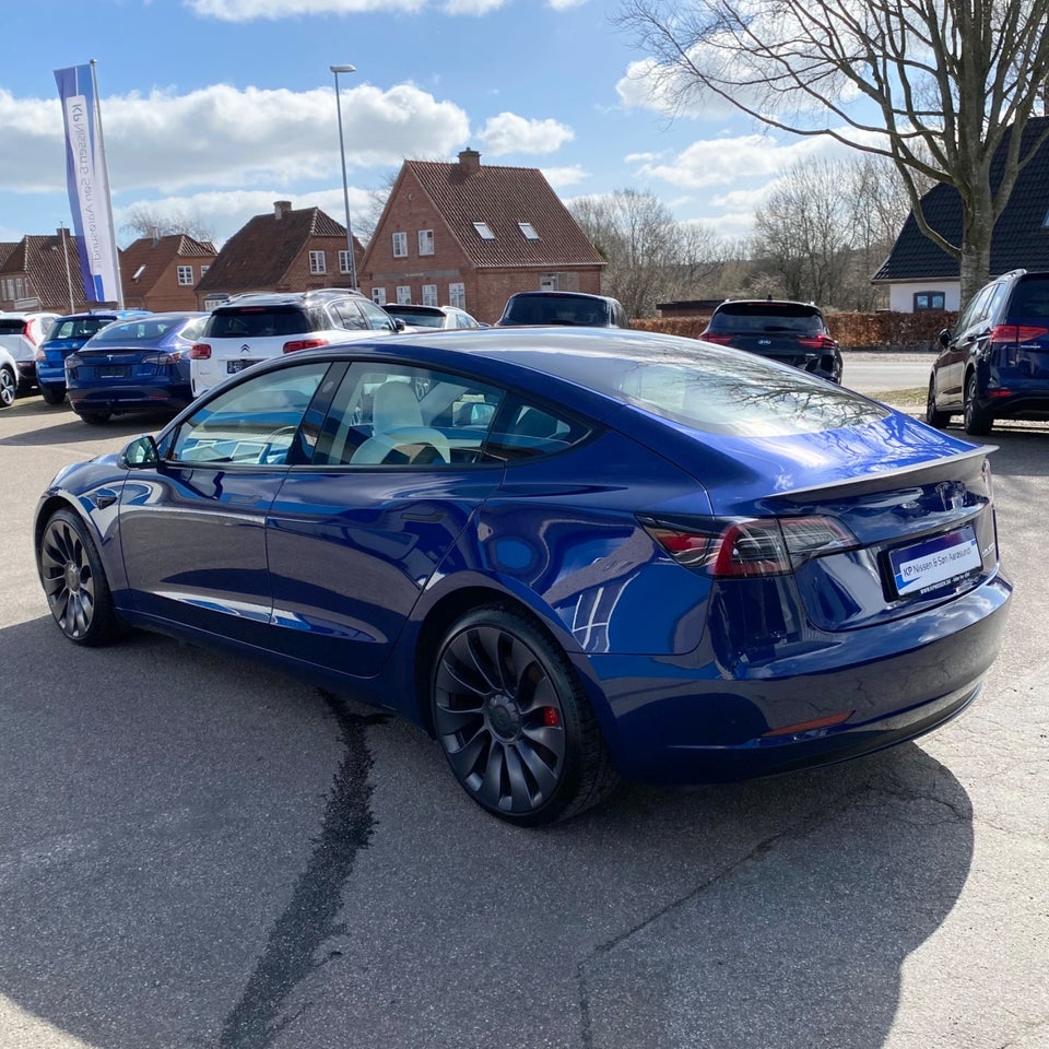 Tesla Model 3 Performance AWD 4d