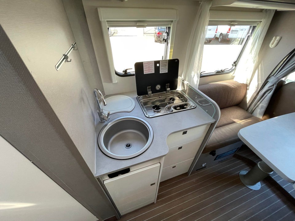 Etrusco T 7.3 QCF 2,0 aut. 4d