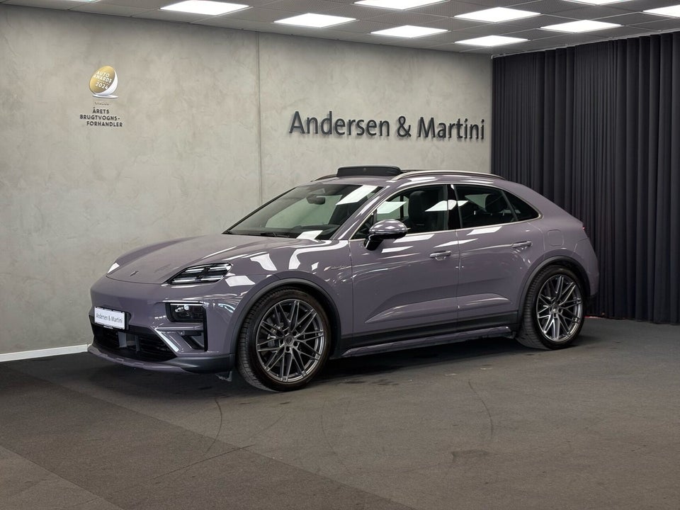 Porsche Macan Turbo 5d