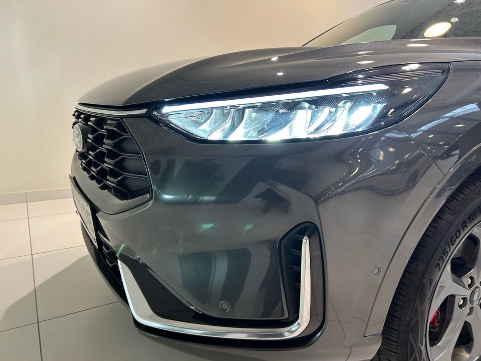 Ford Kuga 2,5 PHEV ST-Line X CVT 5d