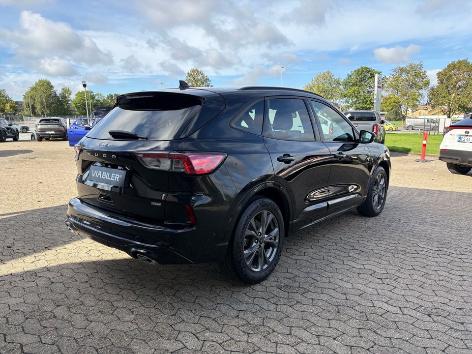 Ford Kuga 2,5 PHEV ST-Line X CVT 5d