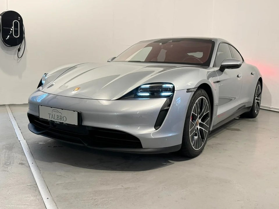 Porsche Taycan 4S Performance+ 4d