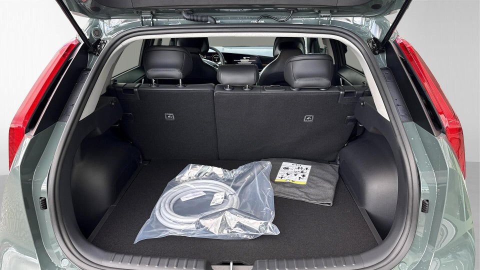 Kia Niro 64 EV Prestige 5d