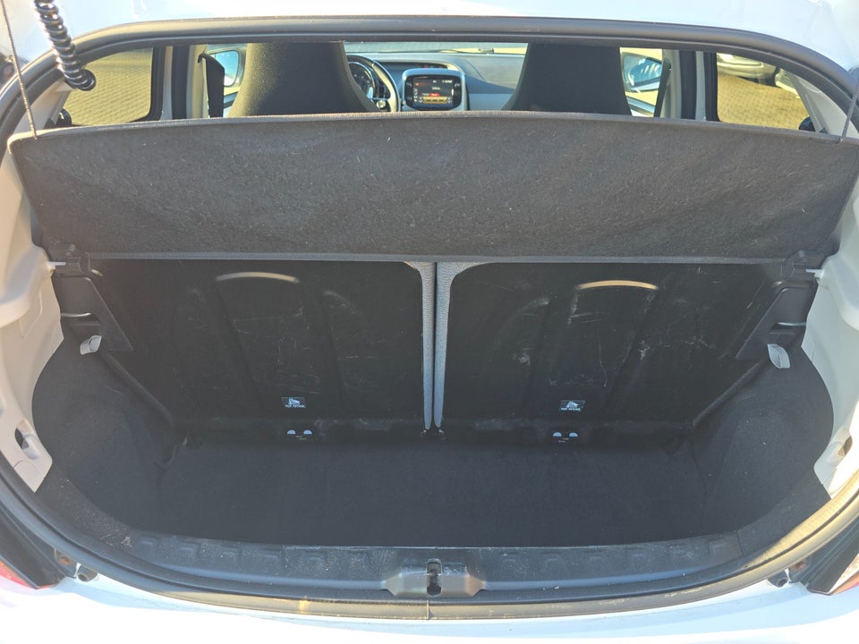 Toyota Aygo 1,0 VVT-i x-cite 5d