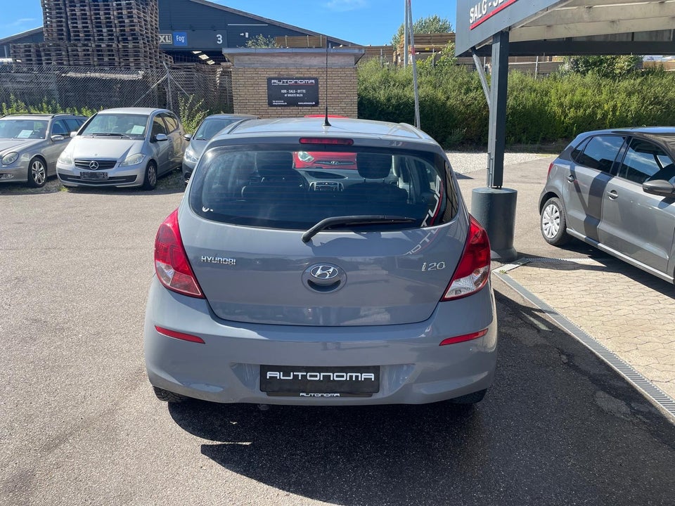 Hyundai i20 1,25 Classic XTR 5d