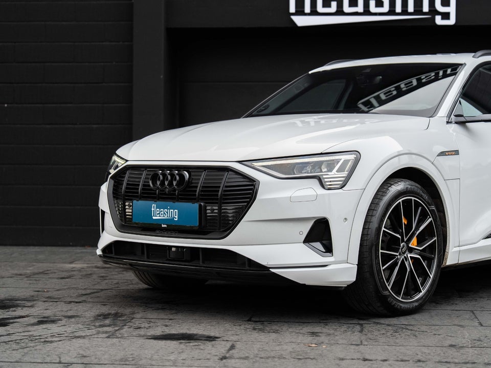Audi e-tron 55 S-line quattro 5d