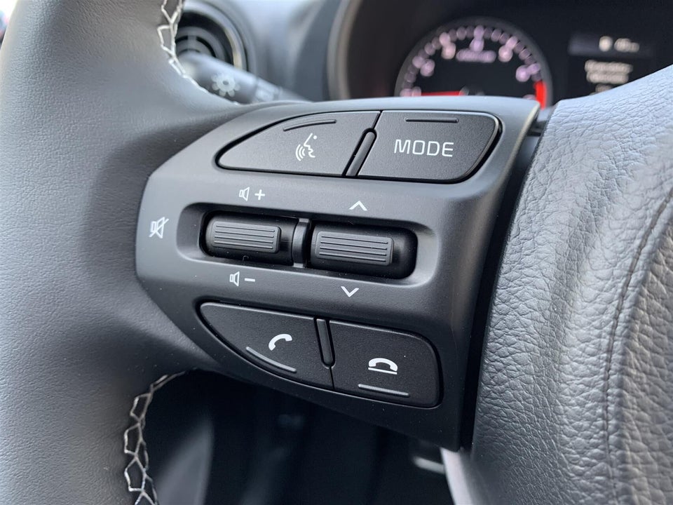 Kia Picanto 1,0 Prestige Upgrade AMT 5d