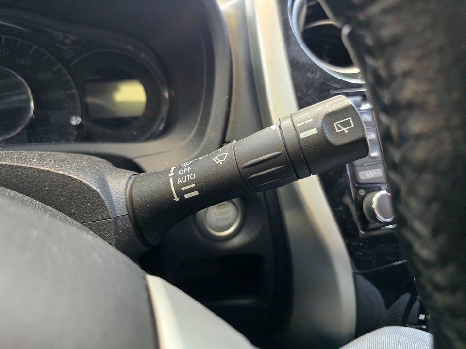 Nissan Note 1,2 Dig-S 98 Tekna 5d