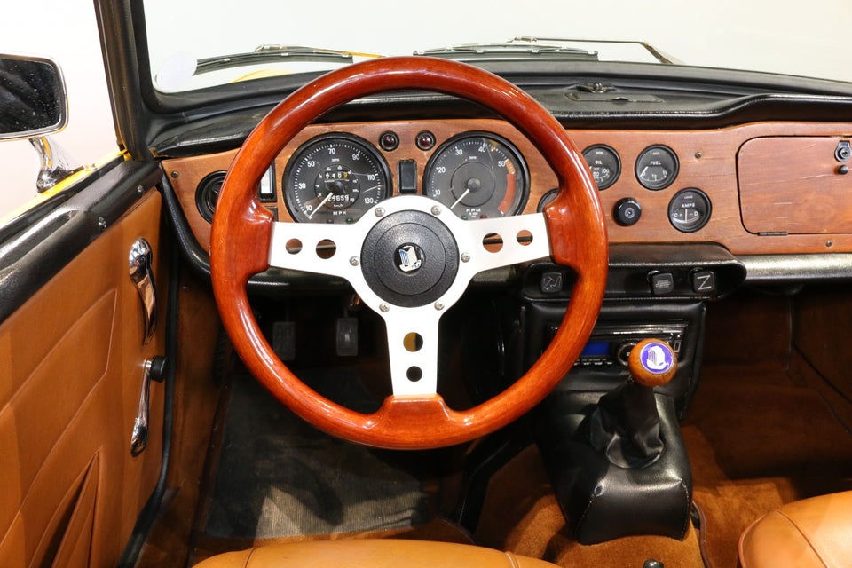 Triumph TR6 2,5 Cabriolet 2d